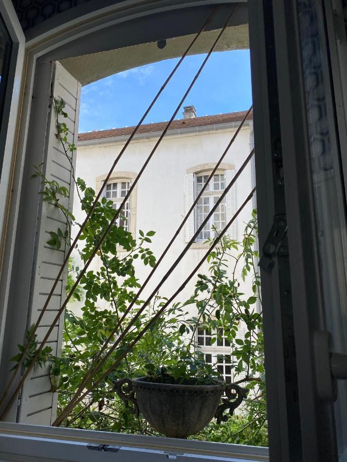 לונס-לה-סונייה L'Appartement By Merveilles De Marie מראה חיצוני תמונה